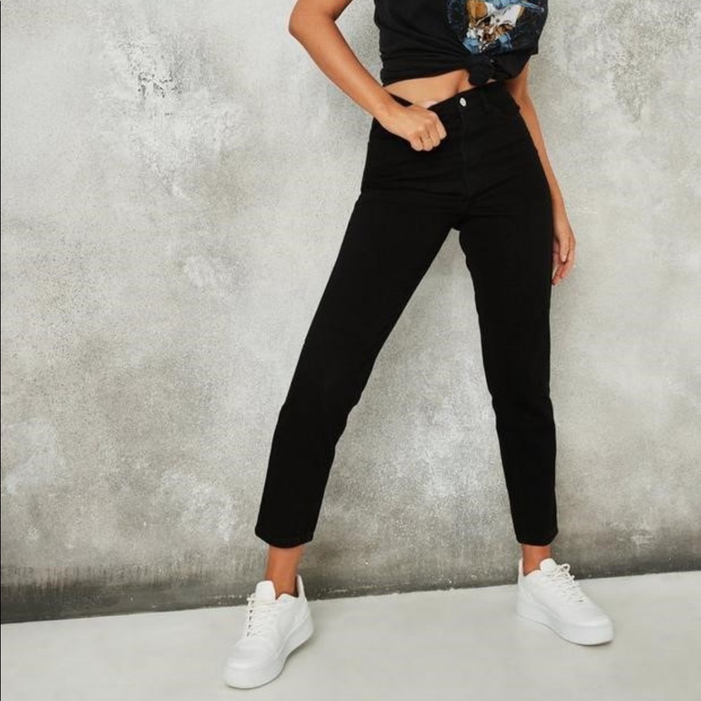 BNWOT Missguided Mom Jeans
